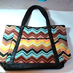Missoni Target 20th Ann7verary CollectionChevron Patterned Tote Bag - Multicolor